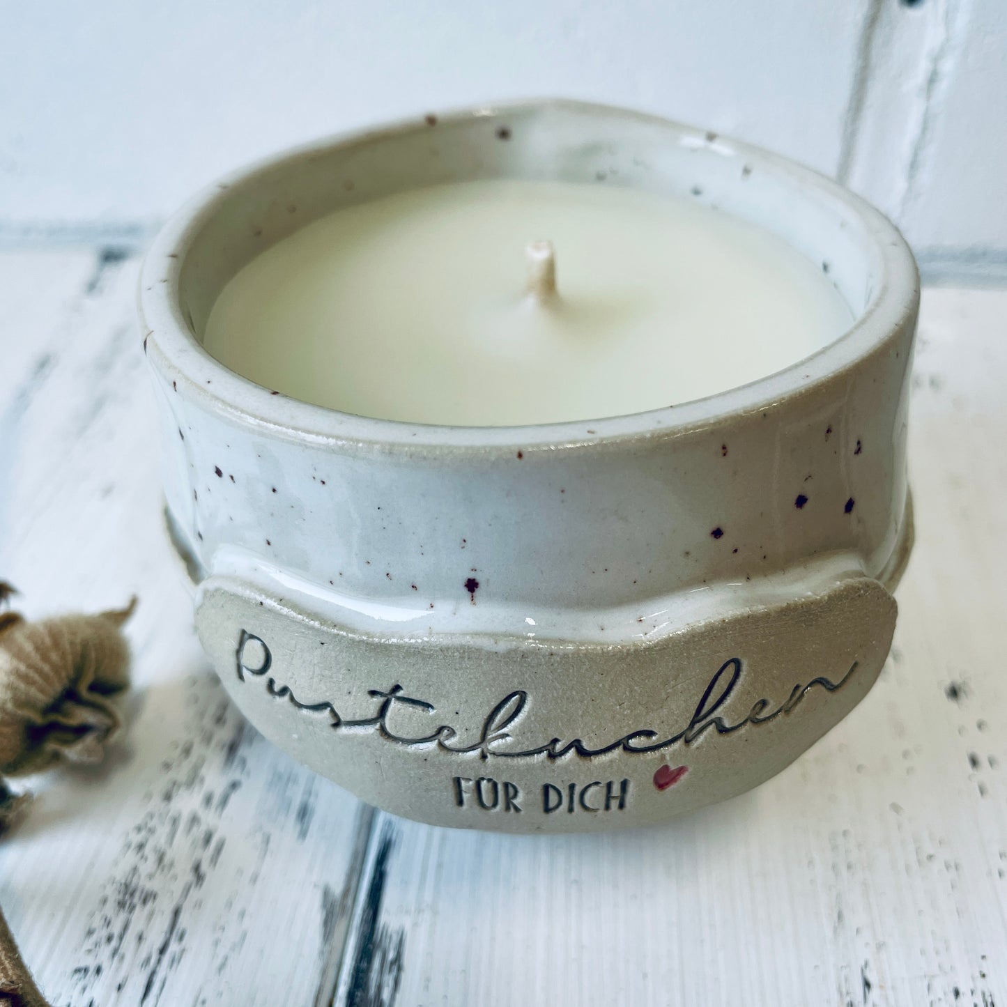 Pustekuchen für dich – Handgemachte Kerzenkeramik mit Baumwolldocht, Bienenwachskerze