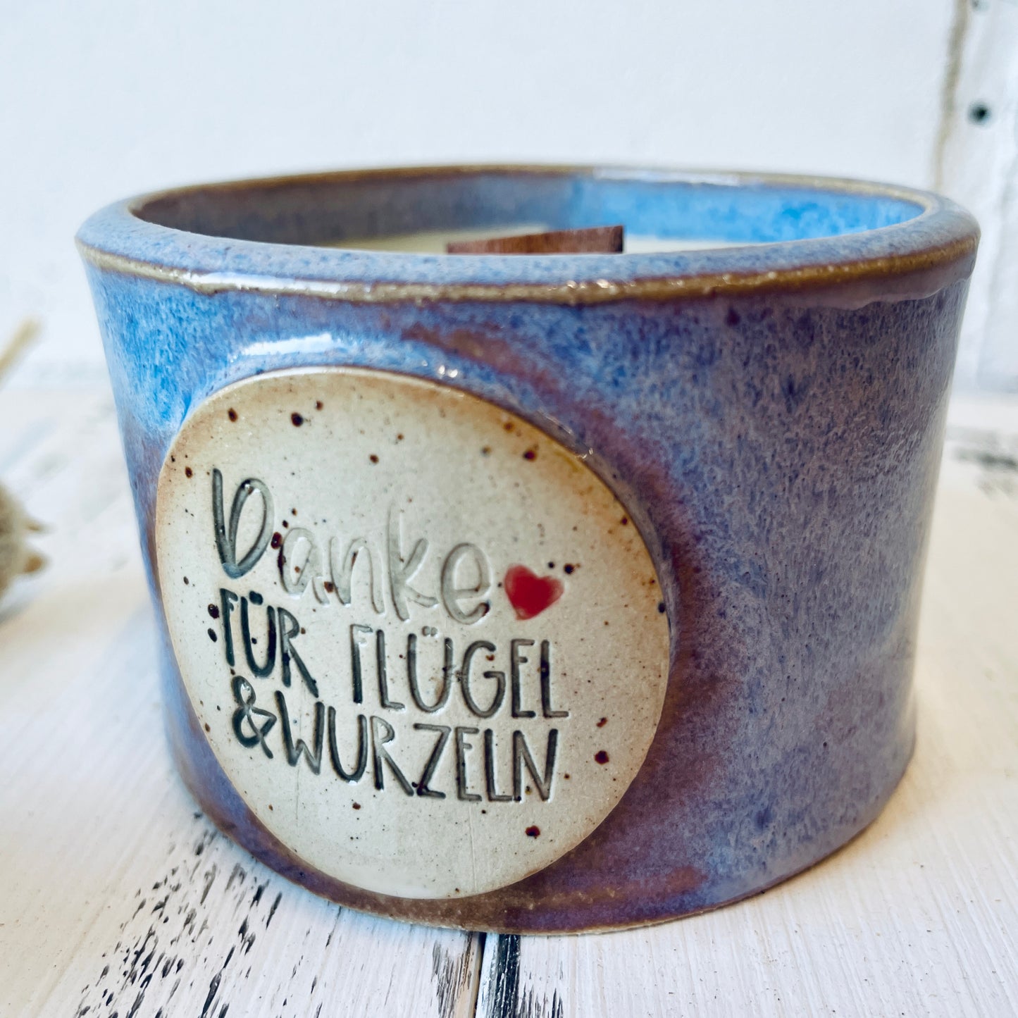 Kerzenbecher „Danke für Flügel & Wurzeln“ – handgemacht & voller Bedeutung