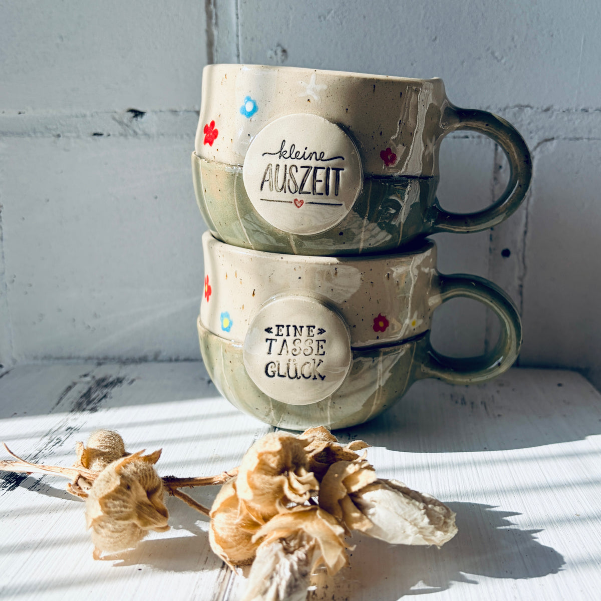 Becher mit Sprechblase "Eine Tasse Glück" – Rohling zum Keramikmalen, Ton mit Spots