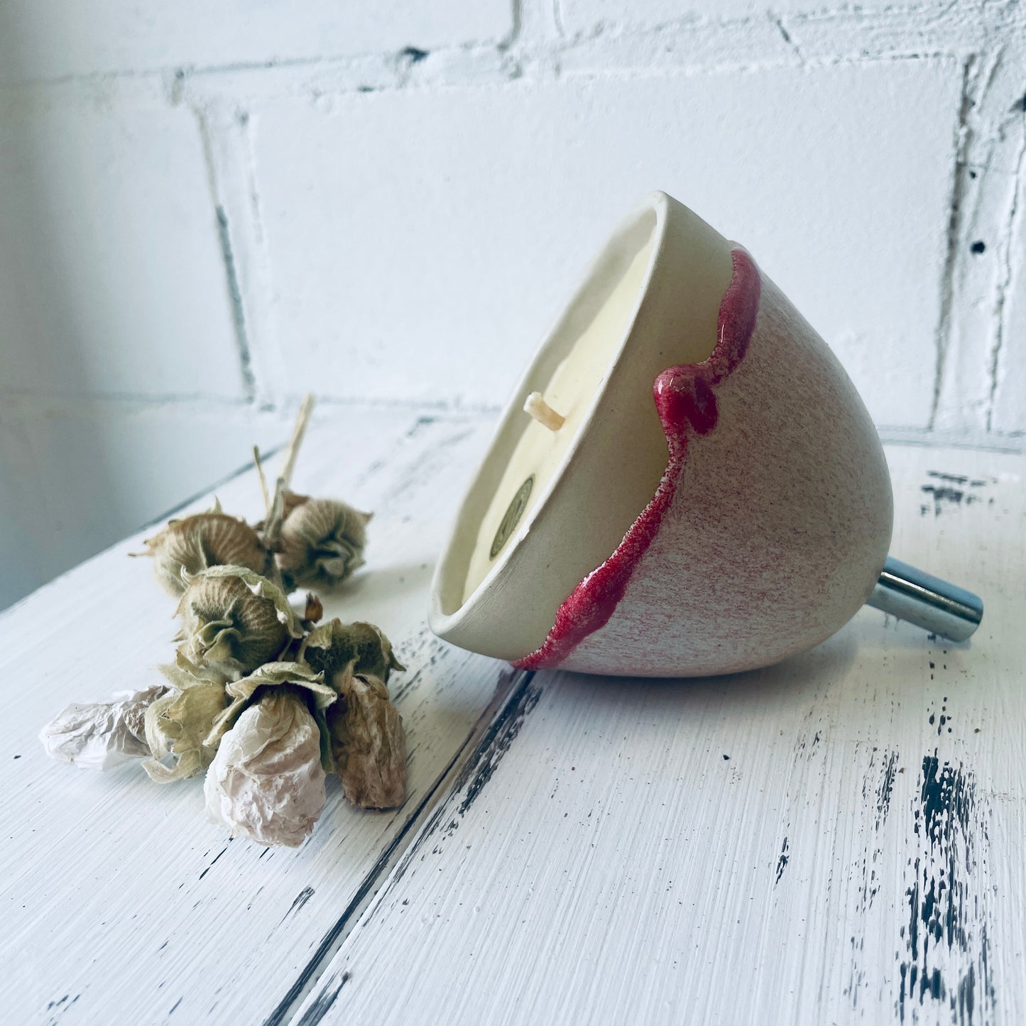 Gartenfackel aus Keramik – handgemacht & mit Bienenwachs gefüllt