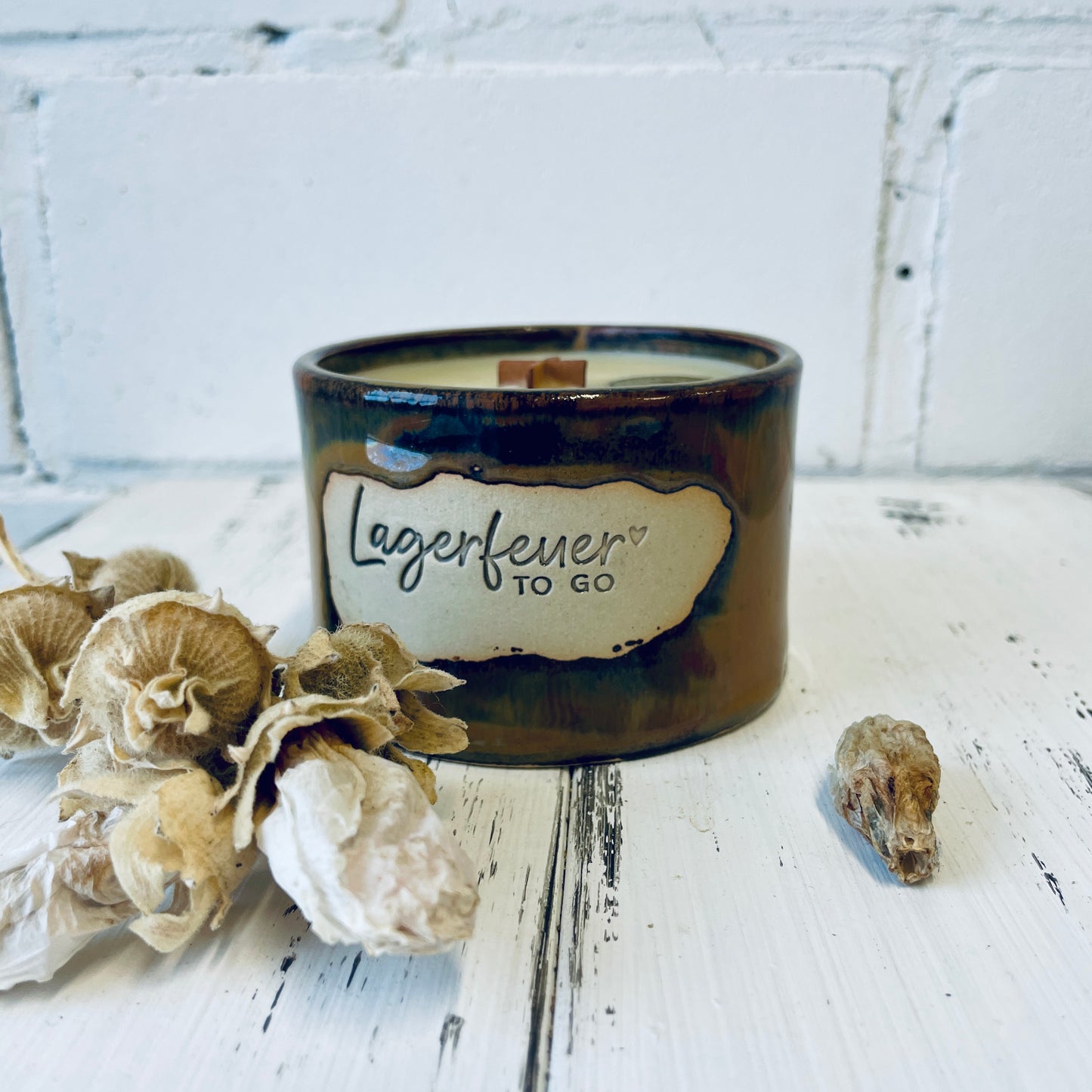 Handgemachte Kerzenkeramik mit Holzdochtkerze , Bienenwachskerze