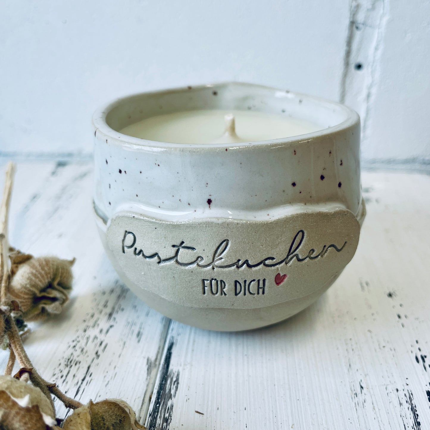 Pustekuchen für dich – Handgemachte Kerzenkeramik mit Baumwolldocht, Bienenwachskerze