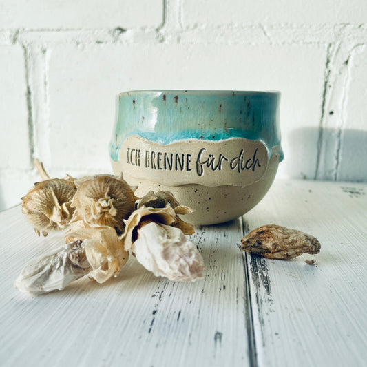 Handgemachte Kerze | Keramik im Becher | „ich brenne für dich“ | Holzdocht & Bienenwachs | Nachhaltig und wiederverwendbar