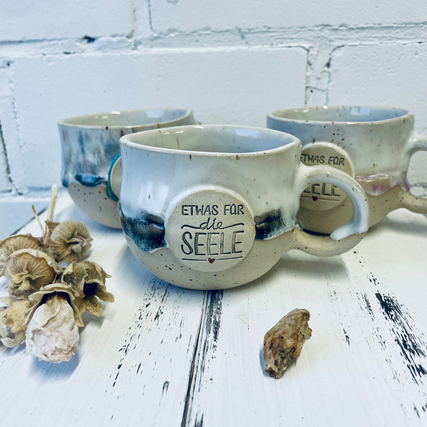 Kleine Tasse mit Spruch „etwas für die Seele“,  kleine Tasse mit rundem Boden