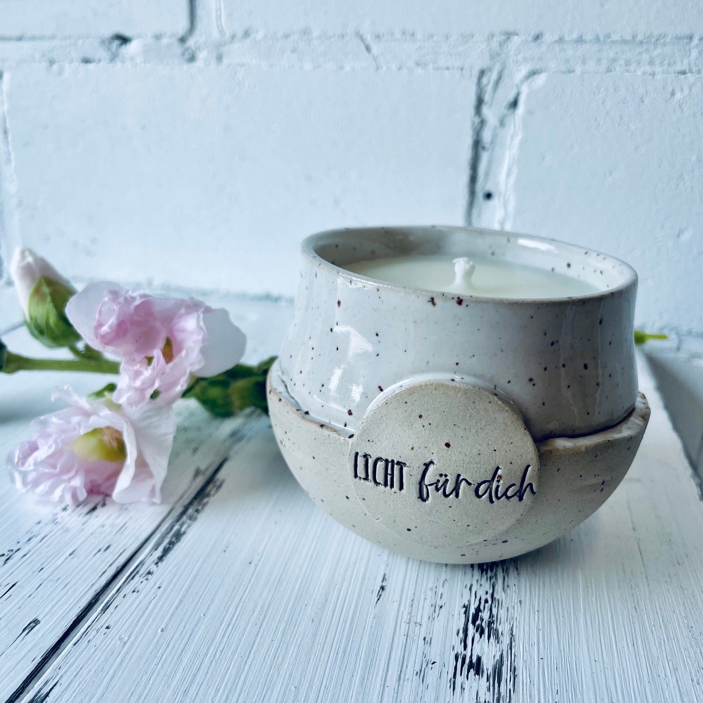 Licht für Dich – Handgemachte Kerzenkeramik mit Baumwolldocht, Bienenwachskerze