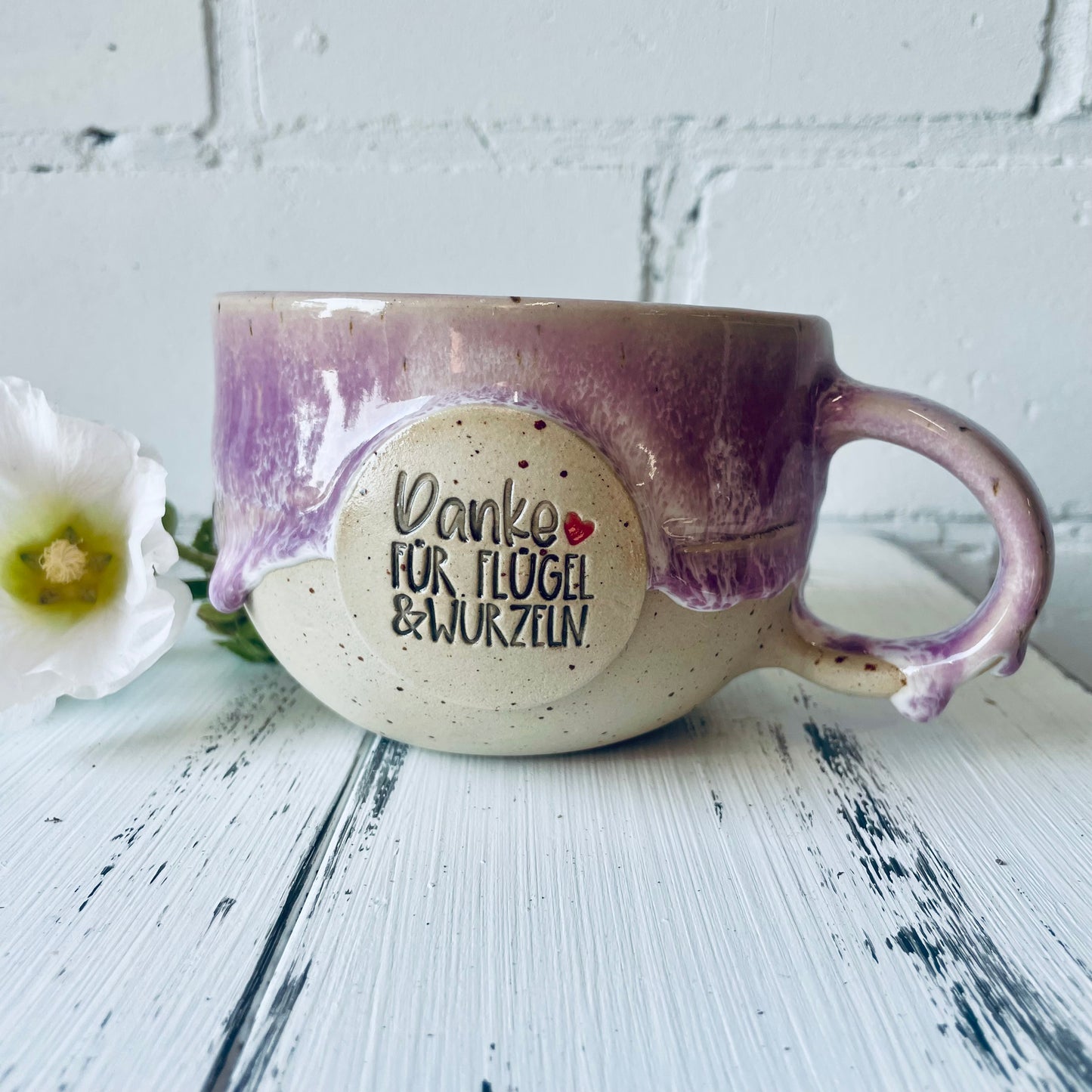 Handgemachte Keramiktasse – „Danke für Flügel & Wurzeln“, Geschenk für Lehrer oder Erzieher oder Eltern/Großeltern