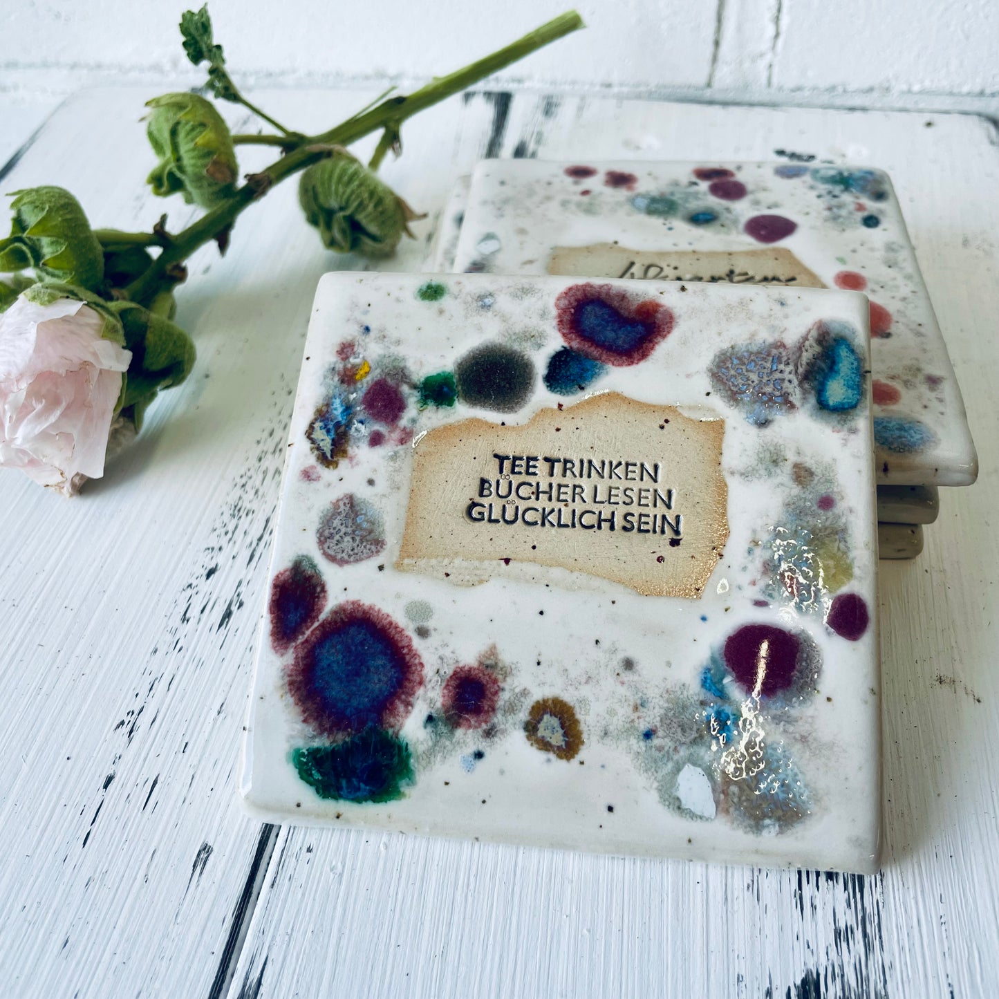 Handgemachte Keramik-Untersetzer mit Sprüchen für Kaffee- & Teeliebhaber, Teeparty