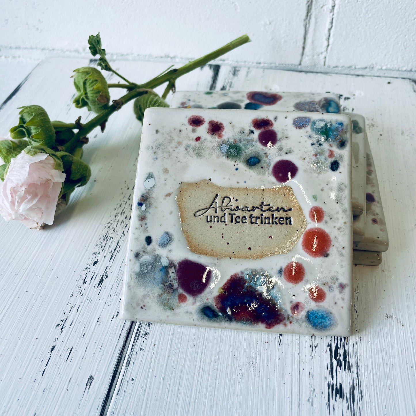 Handgemachte Keramik-Untersetzer mit Sprüchen für Kaffee- & Teeliebhaber, Teeparty