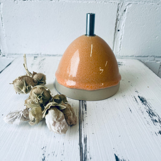 Gartenfackel aus Keramik – handgemacht & mit Bienenwachs gefüllt