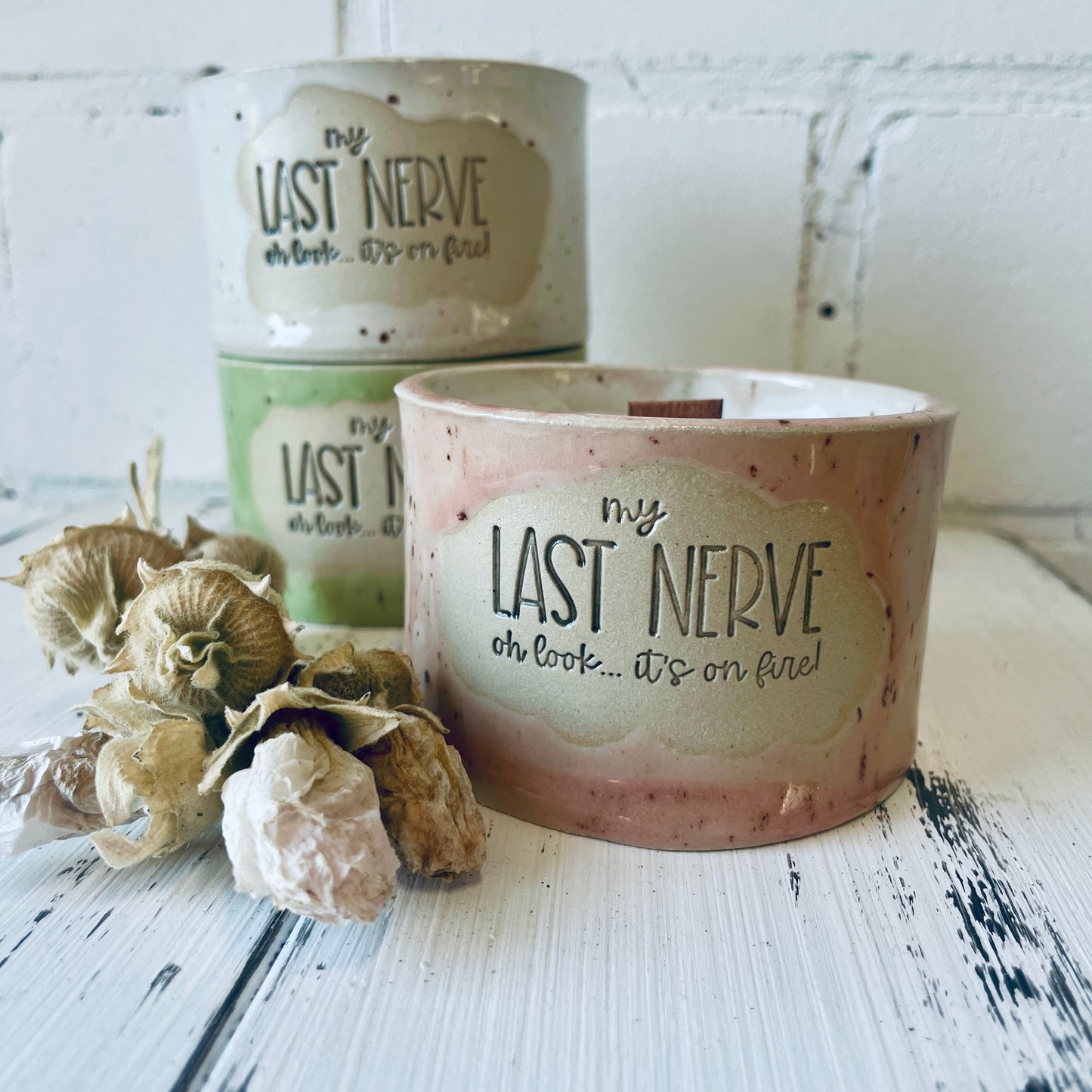 Kerzenbecher „My Last Nerve – oh look… it’s on fire!“ – Handmade mit 100% Bienenwachs